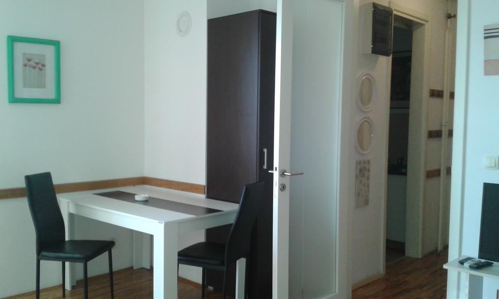 Apartments Belville Belgrade Room photo